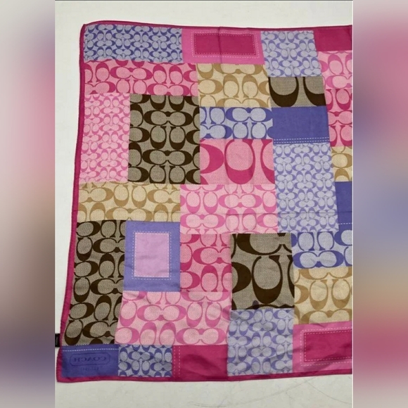 NEW Coach Designer Women's Signature C Multi-Color Bandana Scarf Wrap NWT - Picture 5 of 9
